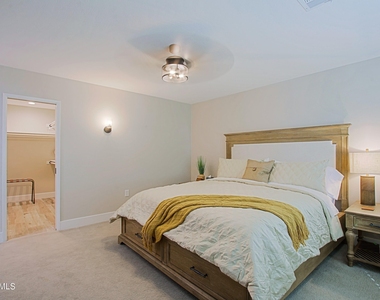 10901 W Sequioa Drive - Photo Thumbnail 4