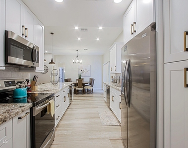 10901 W Sequioa Drive - Photo Thumbnail 34