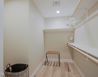 10901 W Sequioa Drive - Photo Thumbnail 40