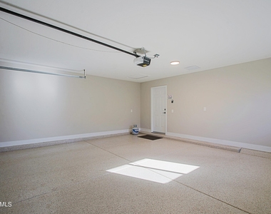 10901 W Sequioa Drive - Photo Thumbnail 11