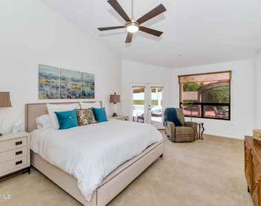 9080 E Hillery Drive - Photo Thumbnail 9