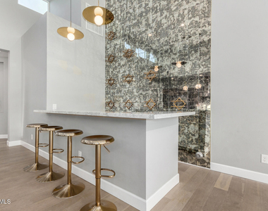 1629 E Montebello Avenue - Photo Thumbnail 2