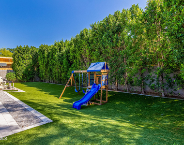 1629 E Montebello Avenue - Photo Thumbnail 80