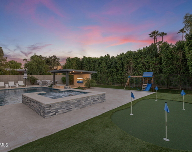 1629 E Montebello Avenue - Photo Thumbnail 36