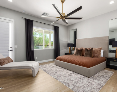 1629 E Montebello Avenue - Photo Thumbnail 38