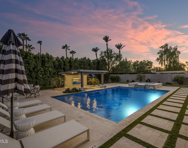 1629 E Montebello Avenue - Photo Thumbnail 4