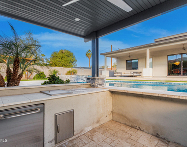 1629 E Montebello Avenue - Photo Thumbnail 72