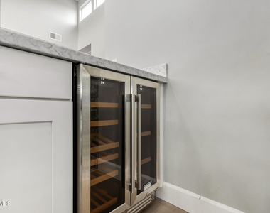 1629 E Montebello Avenue - Photo Thumbnail 18