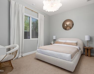 1629 E Montebello Avenue - Photo Thumbnail 48