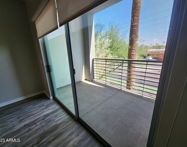 200 E Thomas Road - Photo Thumbnail 11