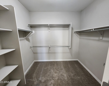 200 E Thomas Road - Photo Thumbnail 6