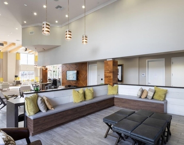 200 E Thomas Road - Photo Thumbnail 16