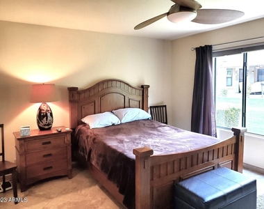 9126 W Kimberly Way - Photo Thumbnail 10