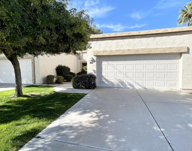 9126 W Kimberly Way - Photo Thumbnail 23