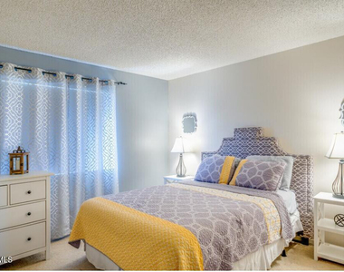 1522 E Southern Avenue - Photo Thumbnail 3