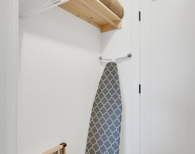 533 W Guadalupe Road - Photo Thumbnail 41