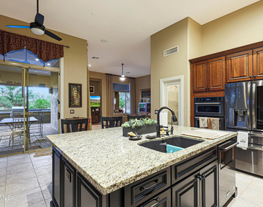 8193 E Sand Flower Drive - Photo Thumbnail 9