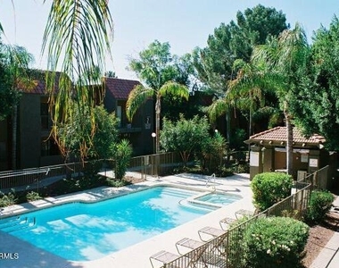 3040 E Shea Boulevard - Photo Thumbnail 6