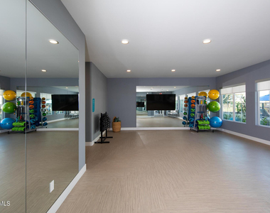 15510 N La Cometa Avenue - Photo Thumbnail 18