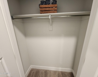 1375 N 145th Avenue - Photo Thumbnail 8