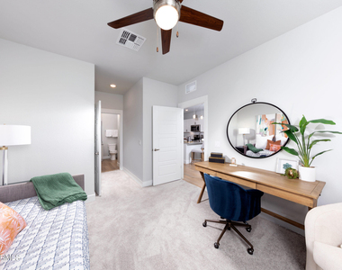 1375 N 145th Avenue - Photo Thumbnail 10