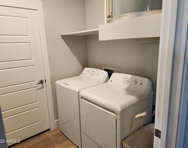 1375 N 145th Avenue - Photo Thumbnail 11