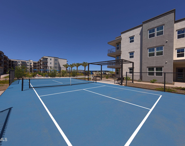 1375 N 145th Avenue - Photo Thumbnail 16