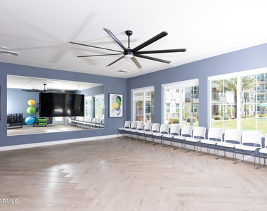 1375 N 145th Avenue - Photo Thumbnail 18