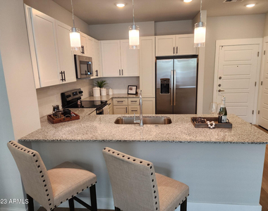 7460 N Zanjero Boulevard - Photo Thumbnail 1