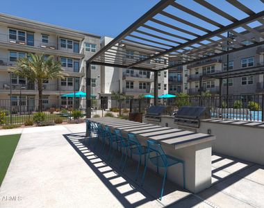 7460 N Zanjero Boulevard - Photo Thumbnail 14