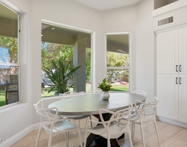 9458 E Desert Cove Avenue - Photo Thumbnail 7