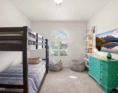 9458 E Desert Cove Avenue - Photo Thumbnail 22