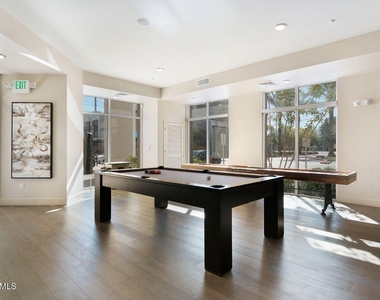 250 E Ray Road - Photo Thumbnail 9