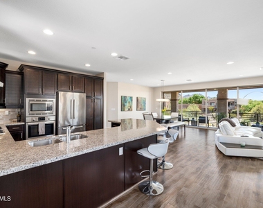 10260 E White Feather Lane - Photo Thumbnail 9
