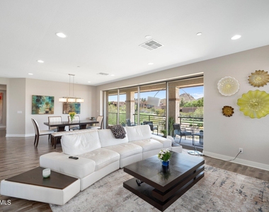 10260 E White Feather Lane - Photo Thumbnail 1