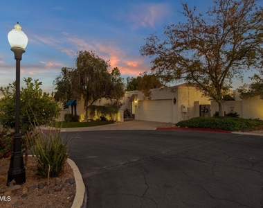 4611 E Desert Drive - Photo Thumbnail 1