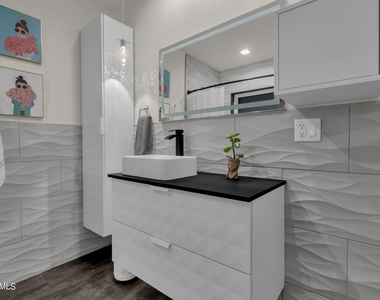 4611 E Desert Drive - Photo Thumbnail 37