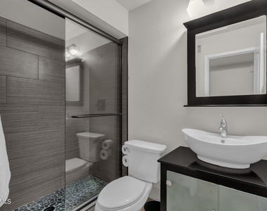 4611 E Desert Drive - Photo Thumbnail 28