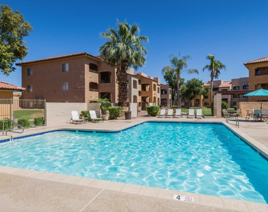 6201 W Olive Avenue - Photo Thumbnail 10