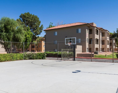 6201 W Olive Avenue - Photo Thumbnail 13
