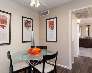 6201 W Olive Avenue - Photo Thumbnail 9