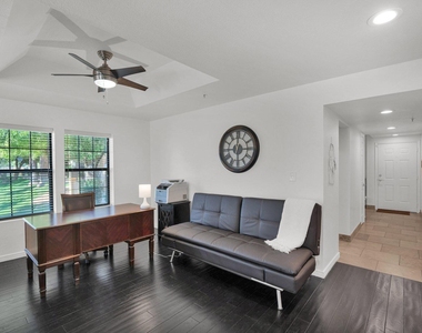 8300 E Via De Ventura -- - Photo Thumbnail 11