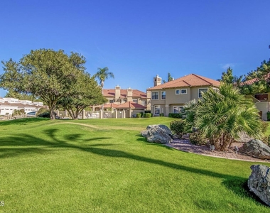 8300 E Via De Ventura -- - Photo Thumbnail 26