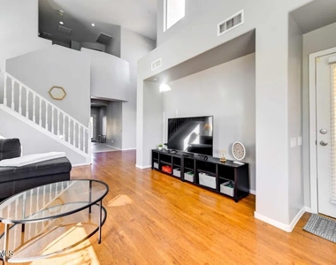153 N Greenwood -- - Photo Thumbnail 3