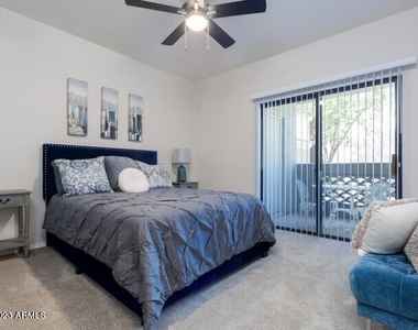3636 E Inverness Avenue - Photo Thumbnail 4