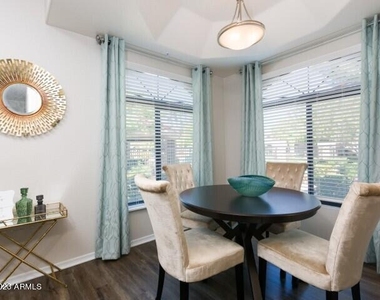 3636 E Inverness Avenue - Photo Thumbnail 4