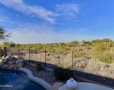 42128 N Anthem Springs Road - Photo Thumbnail 9