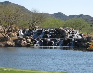 42128 N Anthem Springs Road - Photo Thumbnail 27
