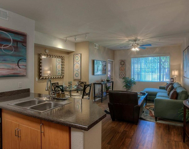 110 W Bell Road - Photo Thumbnail 2