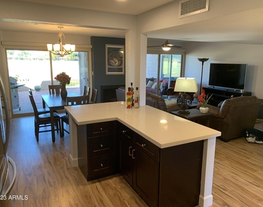 7344 N Via Camello Del Norte -- - Photo Thumbnail 19
